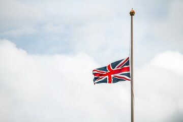 UK: Ihre Majestät Queen Elizabeth II. ist tot † – IAAPA Expo Europe findet wie geplant statt