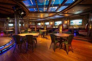 Red Raion und Leisure Expert Group bringen „Zeitreise-Restaurant“ auf AIDA-Schiffe