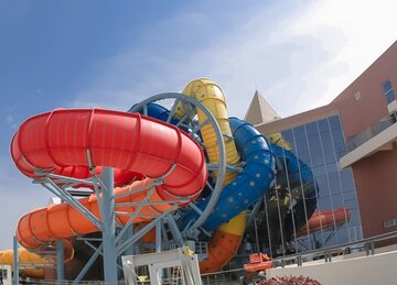 China: Next New Slide Wheel Opens in China at Linkspring Fun World Water Park