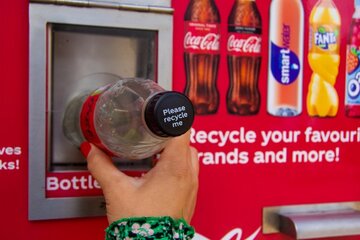 UK: Merlin und Coca-Cola wollen Kunden mit Marketingaktion zum Recycling animieren