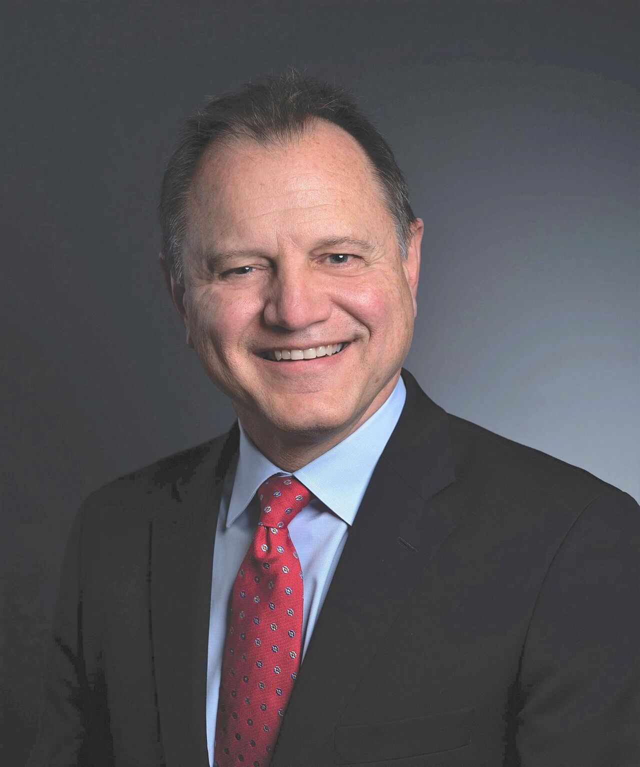 Six Flags Announces CEO Succession Plan