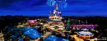 Disneyland Shanghai/China: Construction Works of Disney Castle Began