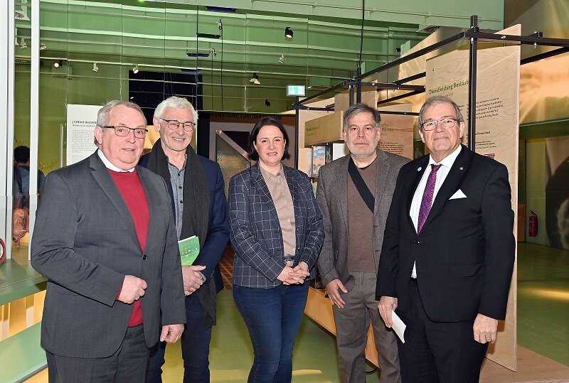 Opening of New Traveling Exhibition “Multifaceted Insects: Diversity|Endangerment|Protection” at Rostock Zoo