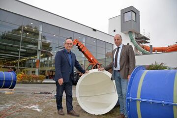 Deutschland: Halbzeit beim Bau der neuen Trichterrutsche im Nettebad Osnabrück
