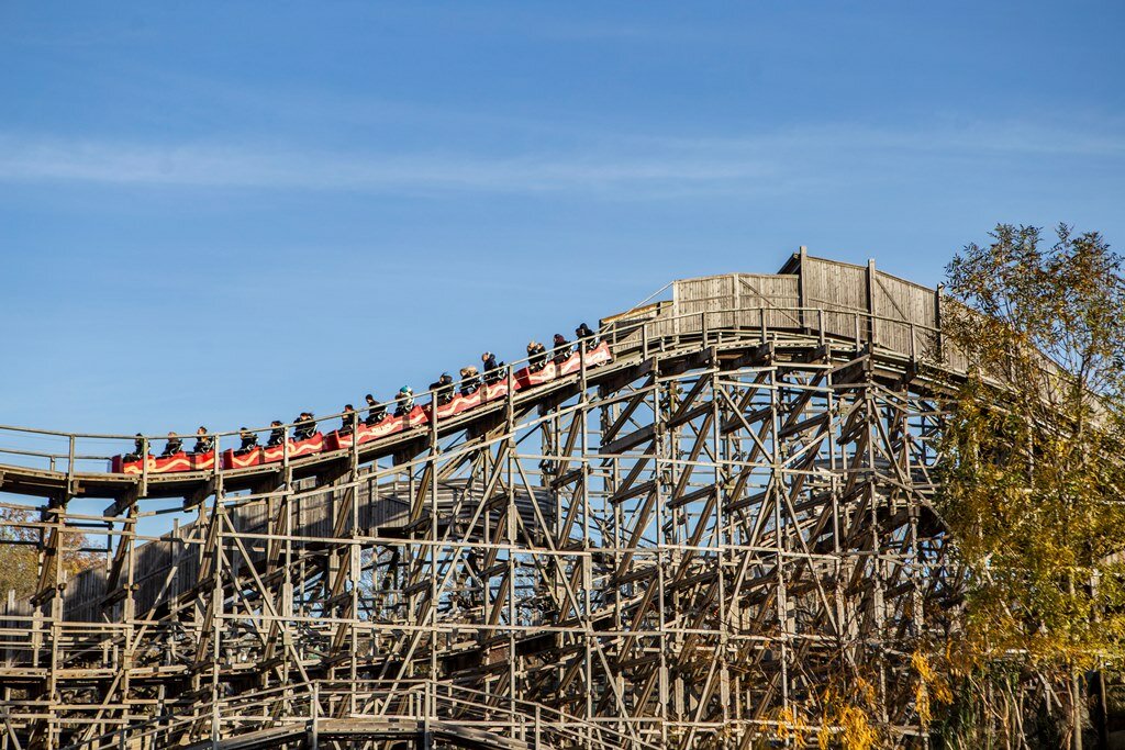 Sweden: Liseberg Announces Reopening of “Balder” Woodie & Bookability of Coming New “Grand Curiosa” Hotel