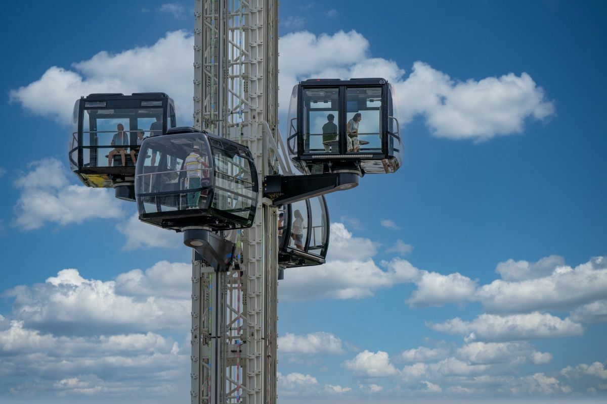 Neuer Aussichtsturm „Look 360“ feierte Premiere in Düsseldorf