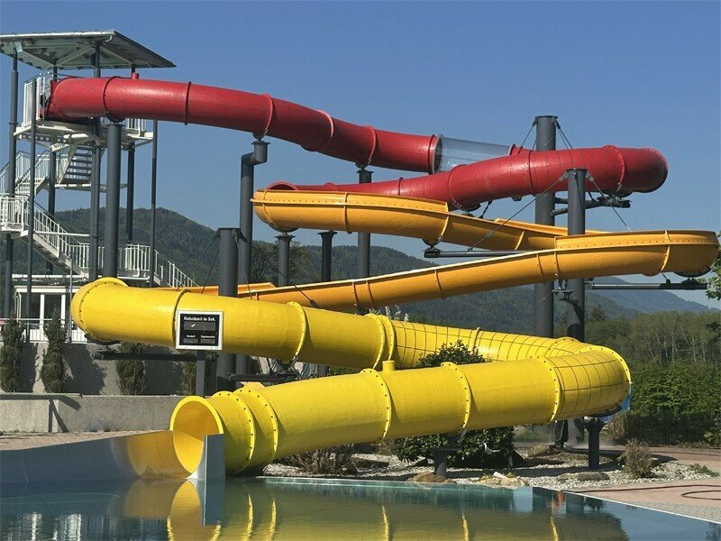 Neue Kombirutsche im Erlebnisbad Ainring in Betrieb genommen