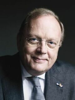 Bart de Boer Leaves Efteling