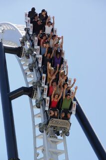 USA: Full Throttle Opened at SixFlags Magic Mountain in California