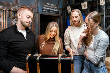 OPOLUM: New Escape Room Lets Players Become Smugglers