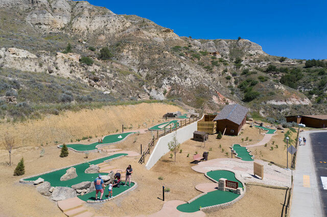 USA: Tourismus-Angebot in Medora um neue Adventure-Minigolf-Anlage erweitert