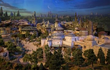 USA: Disney Reveals First Model of New Star Wars-Themed Lands