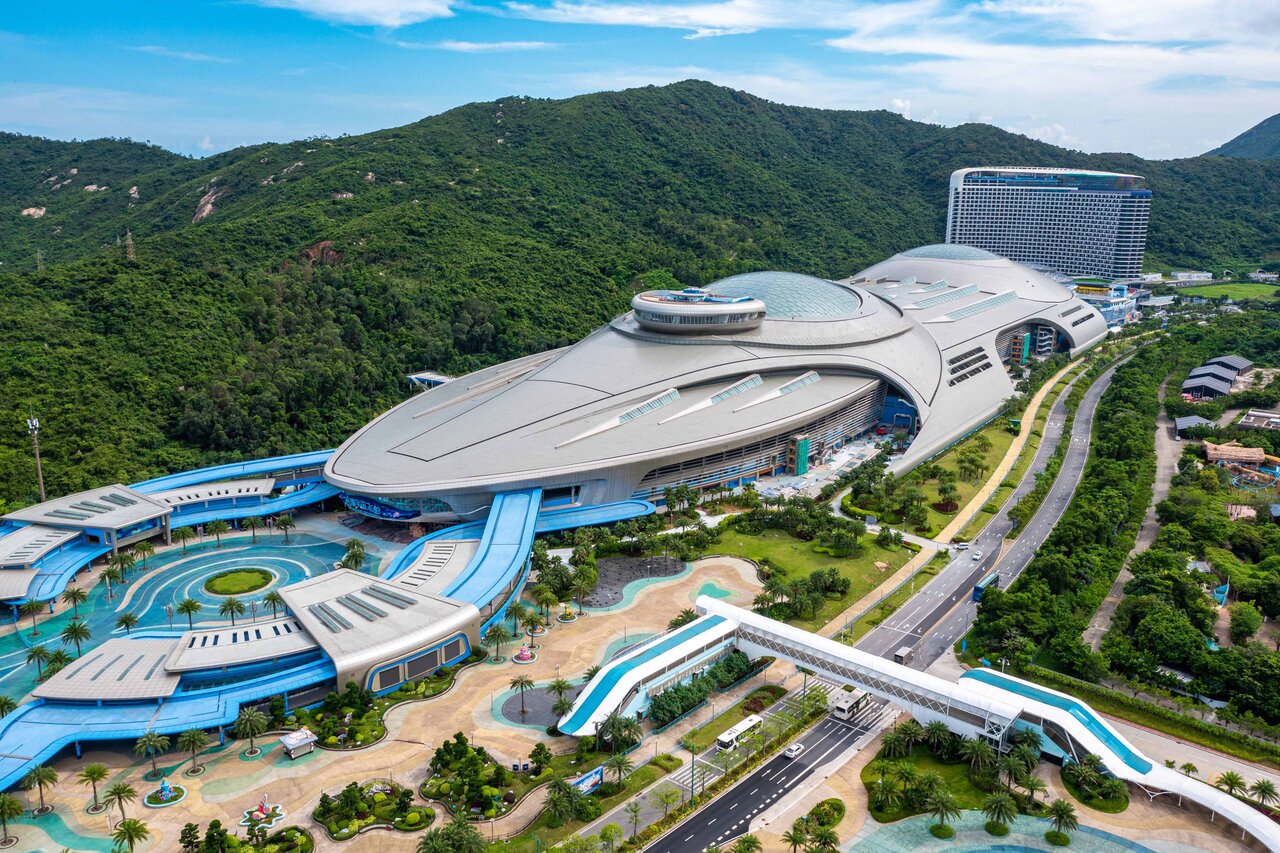 Chimelong Spaceship ins Soft-Opening gestartet