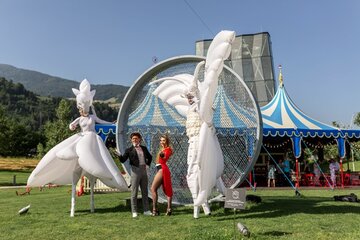 Österreich: „Zirkuszauber“ in den Swarovski Kristallwelten geht in die zweite Runde 