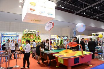 VAE: Messe-Trends der DEAL 2019: Dronen, Roboter & neue Technologien