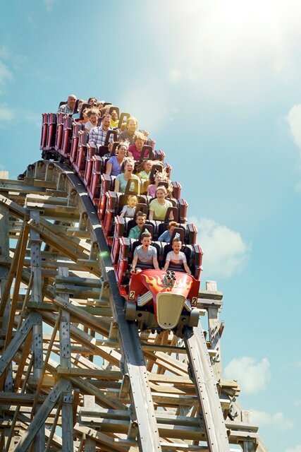 USA: Dollywood kündigt Schienenerneuerung für Lightning Rod & umfassendes Event-Programm für 2021 an