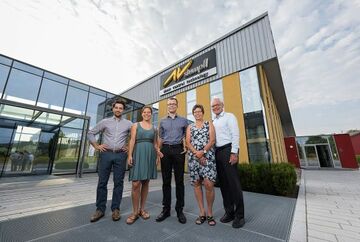 Austria: AV Stumpfl Awarded as Upper Austria’s Best Family Business