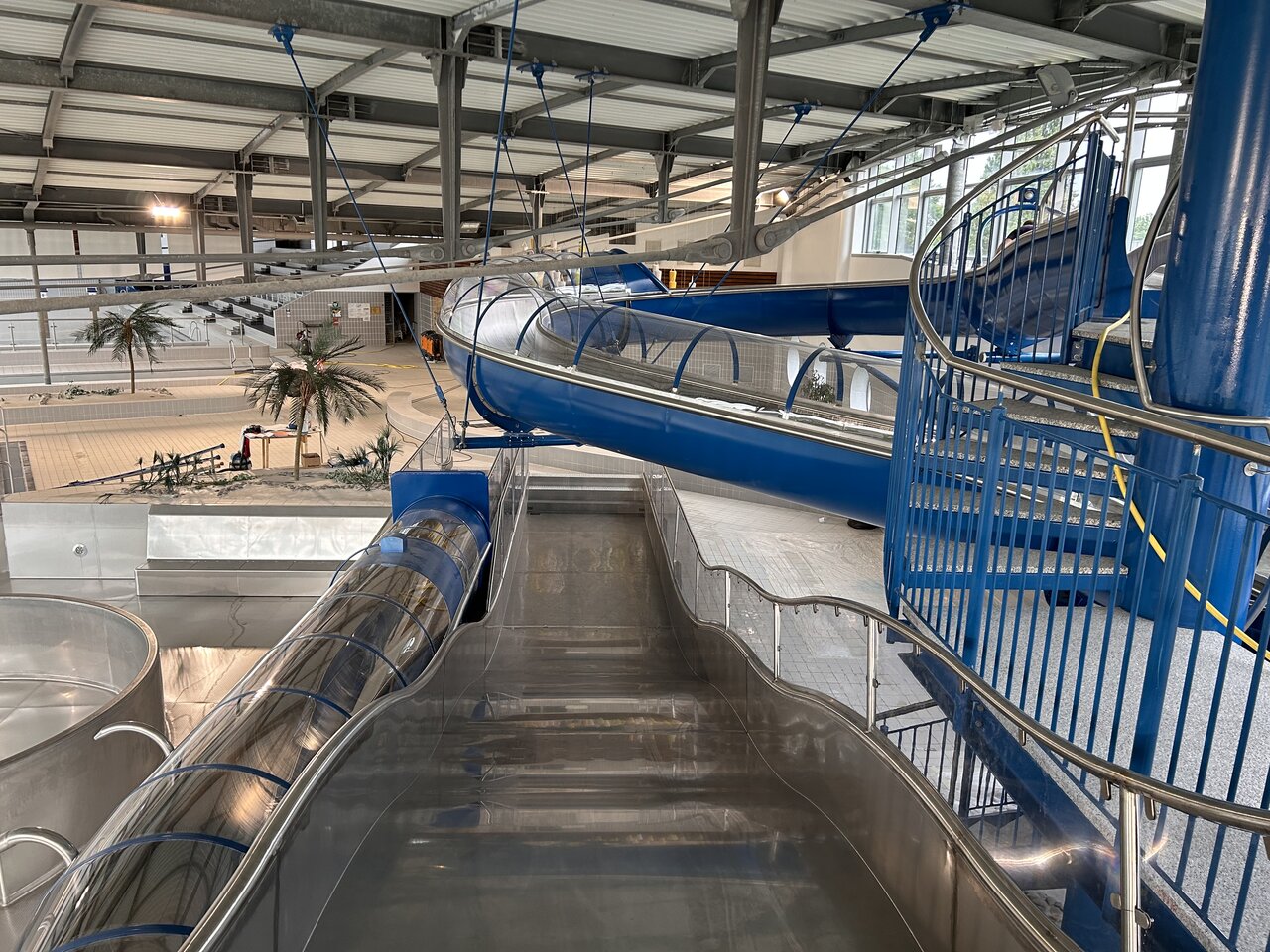 Two New Water Slides at Sceneo Aquatique