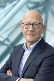 Deutschland: Geschäftsführer Gerhard Reinke verlässt KölnBäder GmbH