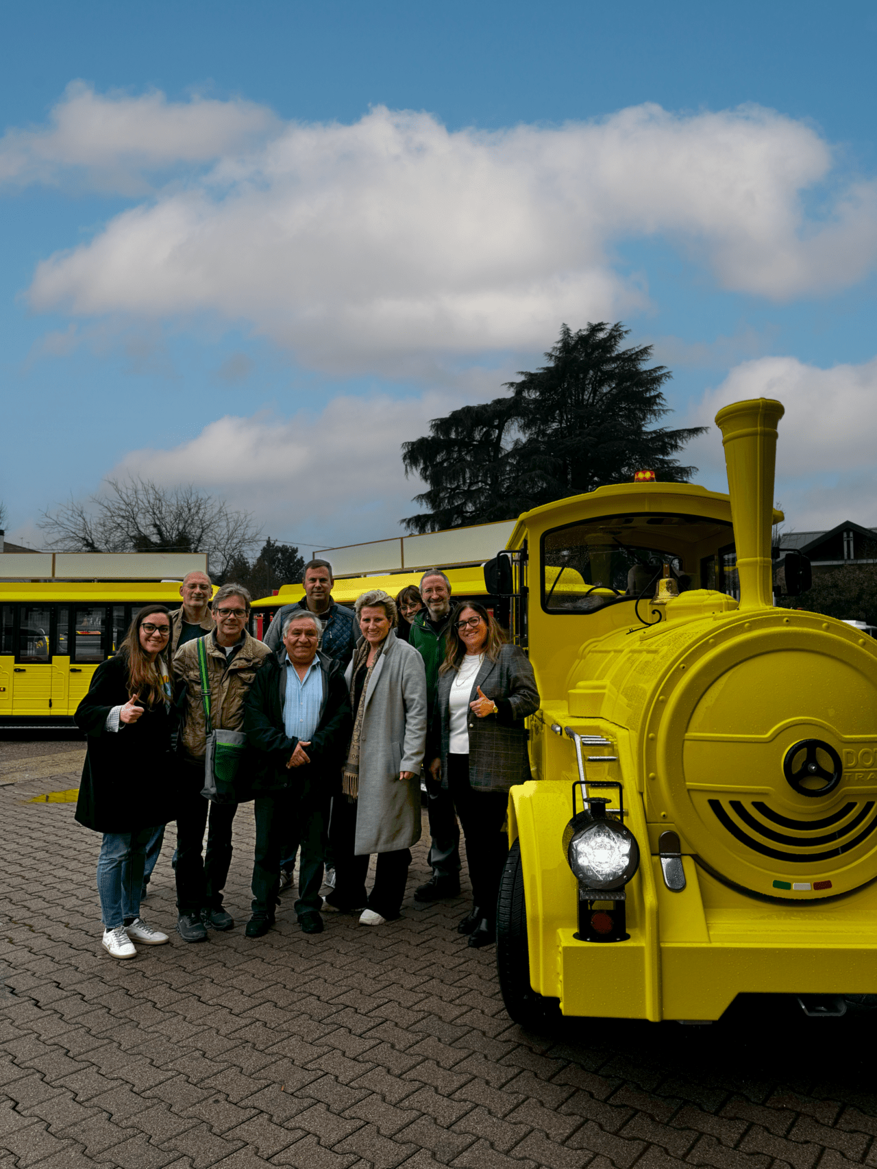 Vienna Sightseeing setzt auf e-Panoramazüge im Schlosspark Schönbrunn