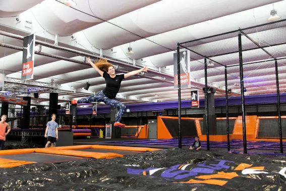 Deutschland: JUMP House Köln als größter Trampolinpark NRWs eröffnet