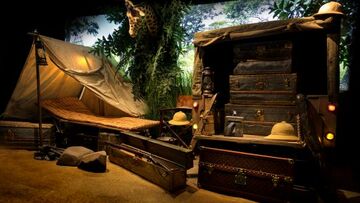Niederlande: Neue Wanderausstellung „Legendary Trunks“ setzt Koffer in Szene