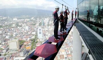Malaysia: „The Gravityz“ – Komtar Tower in Georgetown-Penang bietet neues Höhenerlebnis