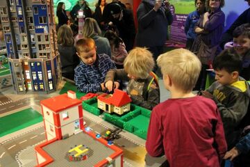 Deutschland: LEGOLAND Discovery Centre Oberhausen eröffnet interaktiven Spielbereich „LEGO City Builder“