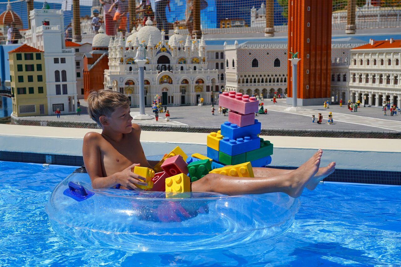 LEGOLAND Water Park Kicks Off Season – Miniland Expansion