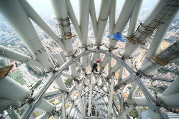 China: Nichts für schwache Nerven – Canton Tower mit umfangreichem Kletterangebot ausgestattet