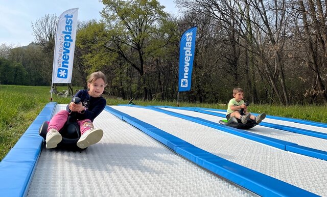 Italien: Neveplast stellt neues Produkt SKLIDE vor