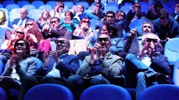 Spanien: Oceanogràfic Aquarium stattet Theatersaal mit 4D-Sitzen aus