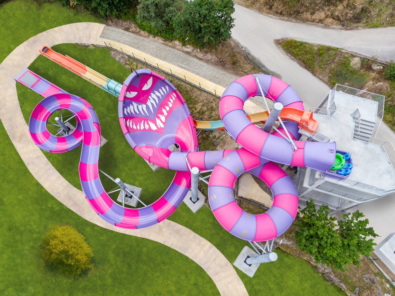 Parque Aquático de Amarante eröffnet neue Lotus-Slide