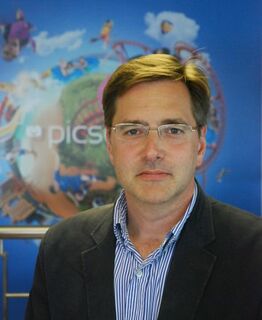 UK: Picsolve Acquires Maxifoto