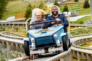 USA: Rowdy Bear Ridge Adventure Park Opened World's First CoasterKart Attraction