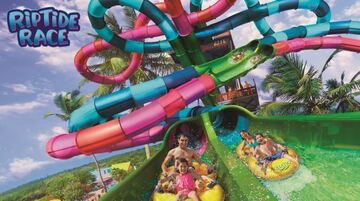USA: Aquatica Orlando lockt im neuen Jahr mit neuer Duelling Racer-Wasserrutsche „Riptide Race“
