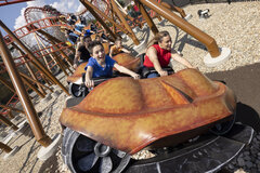 Now Open: “Quantum Accelerator” at Six Flags New England - News ...