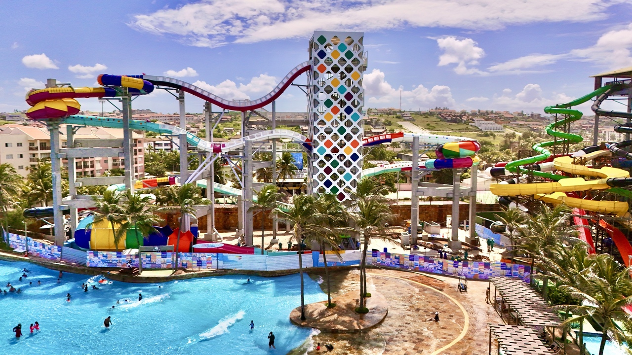 “Surreal”: New Record-Breaking Slide at Brazil’s Beach Park