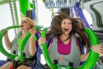 USA/China: Six Flags Announces Record Growth in Q1 2018 & Three New Parks Coming to China