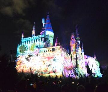 USA: Universal’s Islands of Adventure Debut New Harry Potter Projection Show