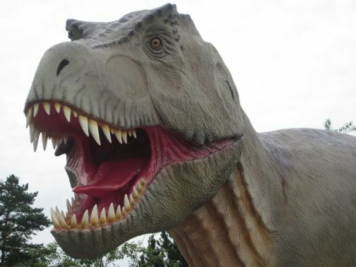 Deutschland: FORT FUN Abenteuerland plant Autokino und Dinosaurier-Wald