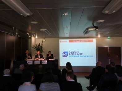 Frankreich: Regionalbank beteiligt sich an französischem Themenpark Vulcania