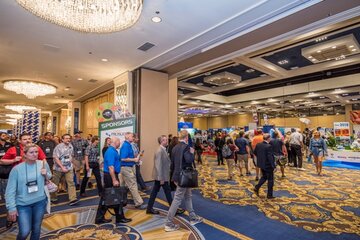 USA: WWA Show in Las Vegas: Offizielle Ehrung der Leading Edge Award-Preisträger 2018