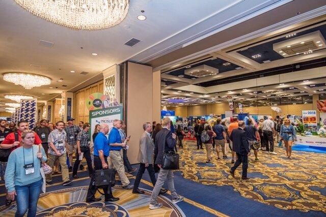 USA: WWA Show in Las Vegas: Offizielle Ehrung der Leading Edge Award-Preisträger 2018