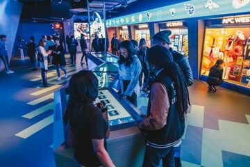 New York City: NFL Experience Opens Today at Times Square